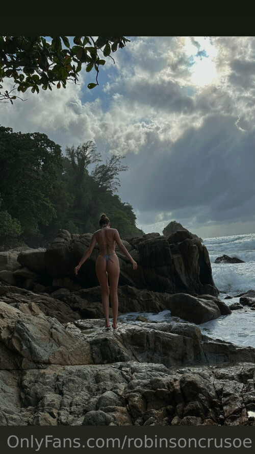 robinsoncrusoe / Bitter_moon / momiamhere Nude Leaked Onlyfans Photo robinsoncrusoe / Bitter_moon / momiamhere Nude Leaked Onlyfans Photo