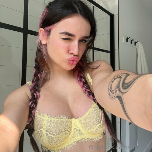 effycutiexx Nude Leaked Onlyfans Photo effycutiexx Nude Leaked Onlyfans Photo