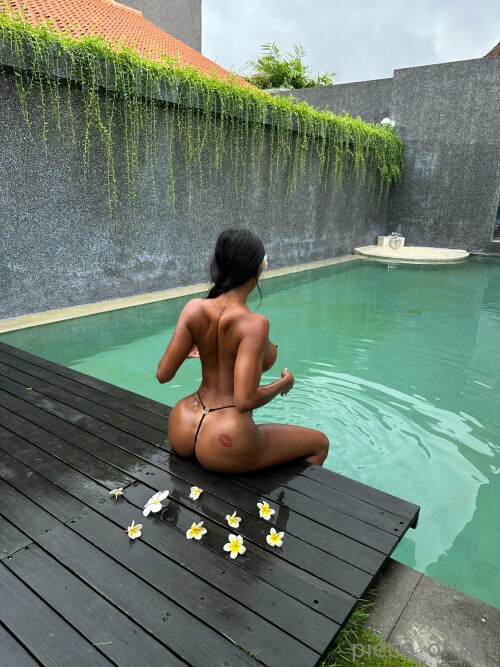 Carla Piece of Art Nude Leaked Onlyfans Photo Carla Piece of Art Nude Leaked Onlyfans Photo