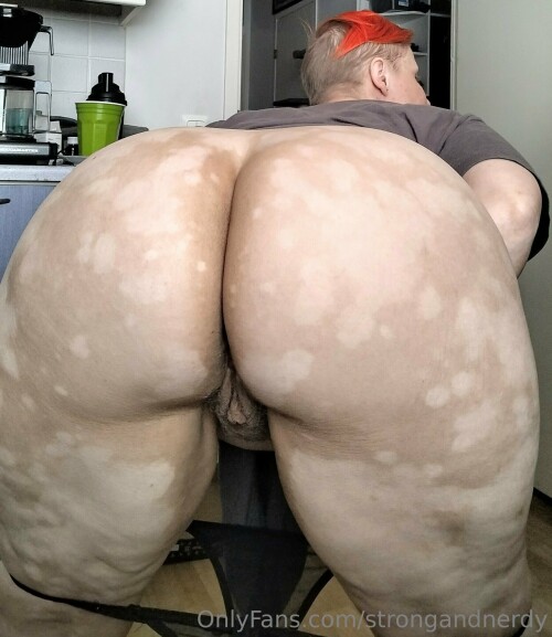 strongandnerdy Nude Leaked Onlyfans Photo