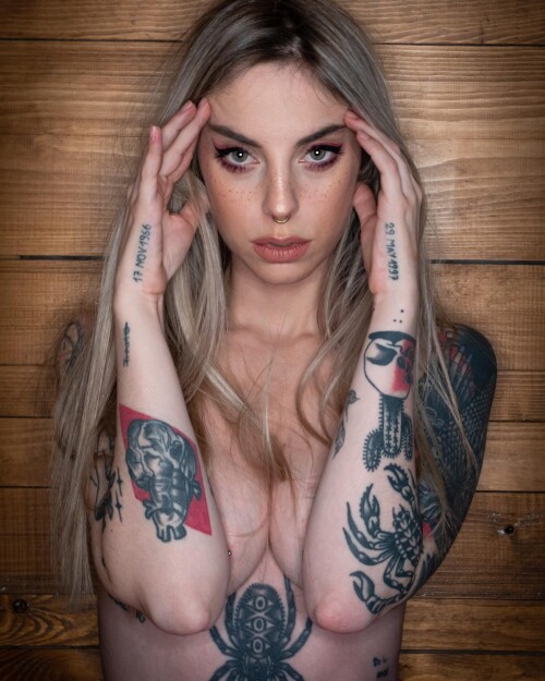 Brokenmirror._ / Claudia Campani Nude Leaked Onlyfans Photo Brokenmirror._ / Claudia Campani Nude Leaked Onlyfans Photo