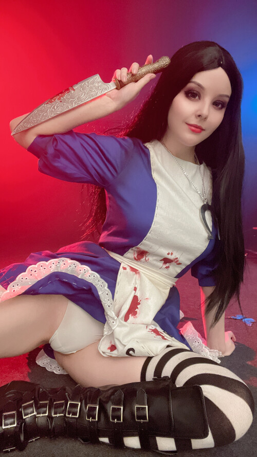 2022-10-Alice-Selfies-7f3ae9ca2566b1a78.jpg