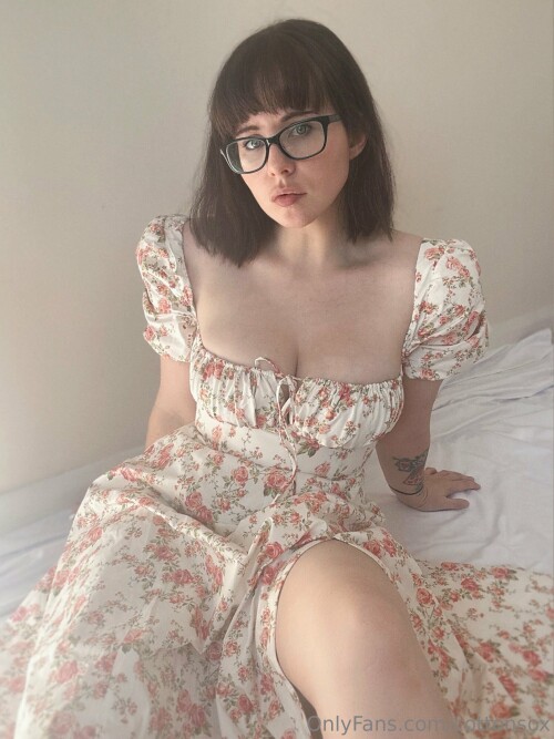 Alice Cotton Sox | Alicewinterhold Nude Leaked Onlyfans Photo Alice Cotton Sox | Alicewinterhold Nude Leaked Onlyfans Photo