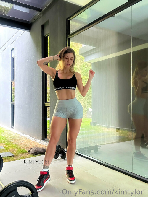 KimTylor Nude Leaked Onlyfans Photo