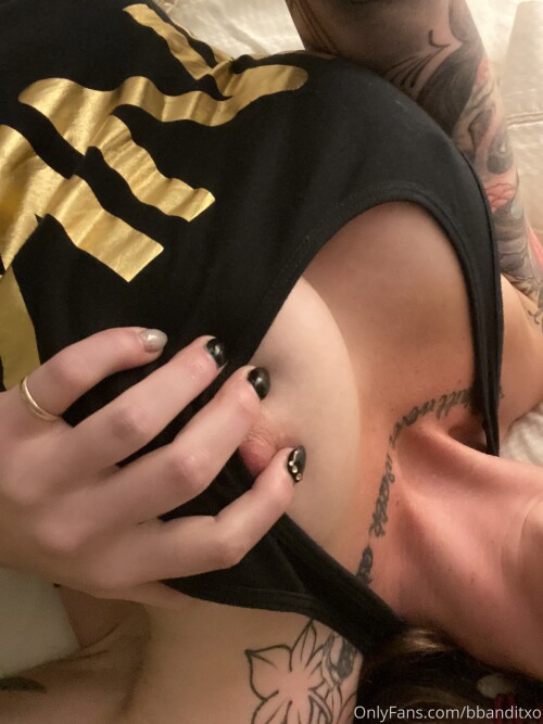 bbanditxo / Badlandbandit Nude Leaked Onlyfans Photo bbanditxo / Badlandbandit Nude Leaked Onlyfans Photo