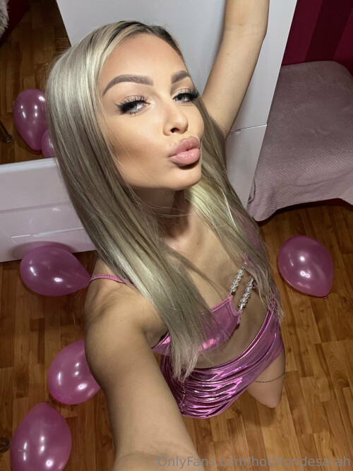 hotblondesarah / Sugardollsarah / hotsweetsarah Nude Leaked Onlyfans Photo