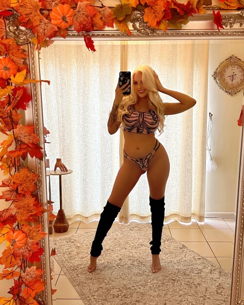 Kellybsworld Nude Leaked Onlyfans Photo Kellybsworld Nude Leaked Onlyfans Photo