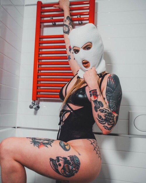 Brokenmirror._ / Claudia Campani Nude Leaked Onlyfans Photo Brokenmirror._ / Claudia Campani Nude Leaked Onlyfans Photo