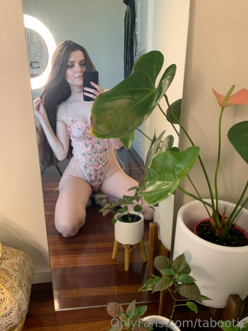 Tabootie Nude Leaked Onlyfans Photo