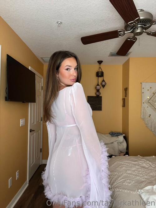 Taylor Ballard | itstaylormadison Nude Leaked Onlyfans Photo Taylor Ballard | itstaylormadison Nude Leaked Onlyfans Photo