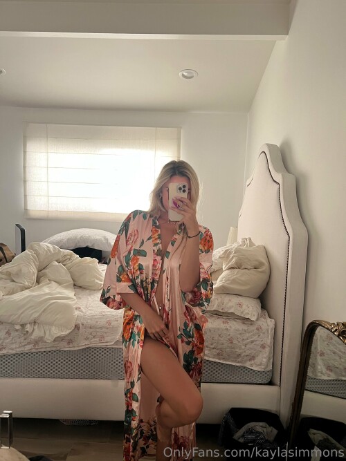 Kayla Simmons Nude Leaked Onlyfans Photo