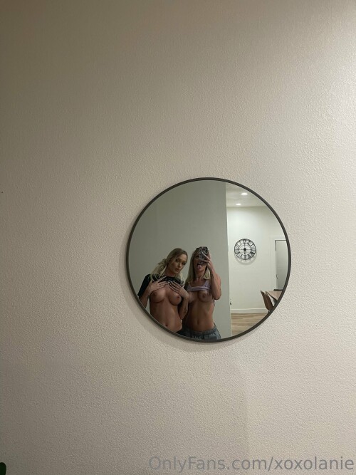 Lexie Wilcox & Lanie Wilcox / xoxolexie & xoxolanie Nude Leaked Onlyfans Photo