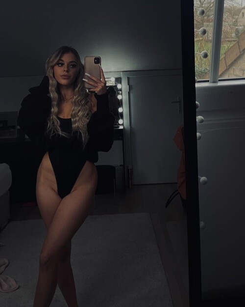 ellenofficial /Ellen (eotb)/Ellen van den noortgaete 1.50cm 4.9 feet new comer on onlyfans Nude Leaked Onlyfans Photo ellenofficial /Ellen (eotb)/Ellen van den noortgaete 1.50cm 4.9 feet new comer on onlyfans Nude Leaked Onlyfans Photo