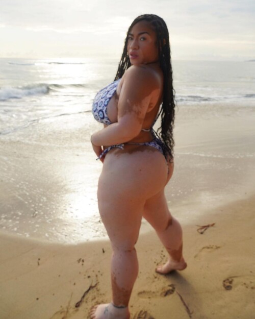 Evie_Spice/YvetteMari Nude Leaked Onlyfans Photo Evie_Spice/YvetteMari Nude Leaked Onlyfans Photo
