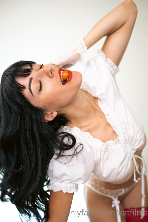 Kat Cabaret / Kat Dreams / Kat Streams / LeCabaret / Salacious Kitty Nude Leaked Onlyfans Photo Kat Cabaret / Kat Dreams / Kat Streams / LeCabaret / Salacious Kitty Nude Leaked Onlyfans Photo