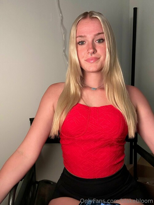 blakebloom Nude Leaked Onlyfans Photo blakebloom Nude Leaked Onlyfans Photo