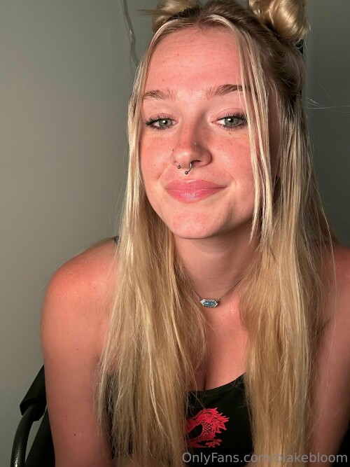 blakebloom Nude Leaked Onlyfans Photo blakebloom Nude Leaked Onlyfans Photo