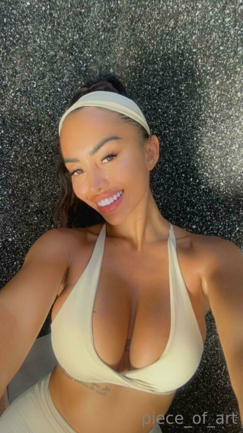 Carla Piece of Art Nude Leaked Onlyfans Photo Carla Piece of Art Nude Leaked Onlyfans Photo