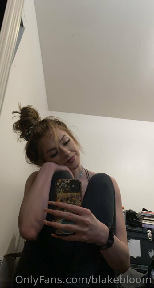 blakebloom Nude Leaked Onlyfans Photo blakebloom Nude Leaked Onlyfans Photo