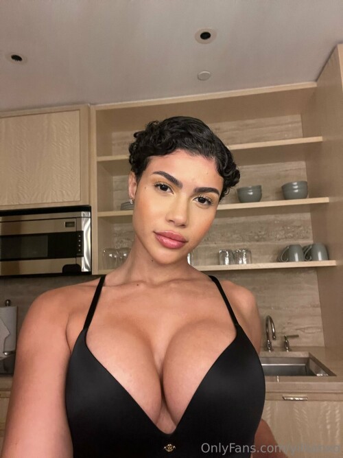 Kolquis Nude Leaked Onlyfans Photo