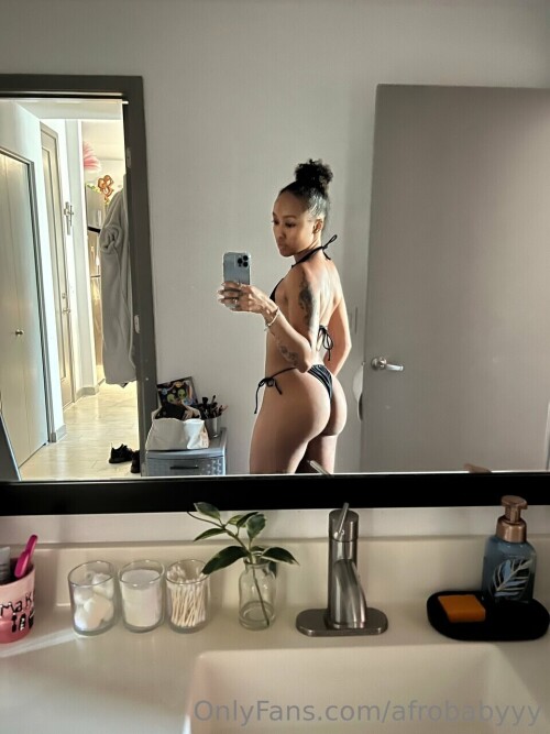 yourfavbubblebuttt / afrobabyyy Nude Leaked Onlyfans Photo yourfavbubblebuttt / afrobabyyy Nude Leaked Onlyfans Photo