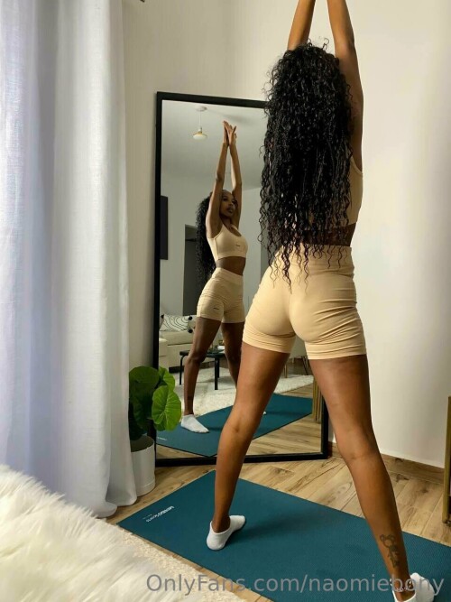 ebonynaomii Nude Leaked Onlyfans Photo ebonynaomii Nude Leaked Onlyfans Photo