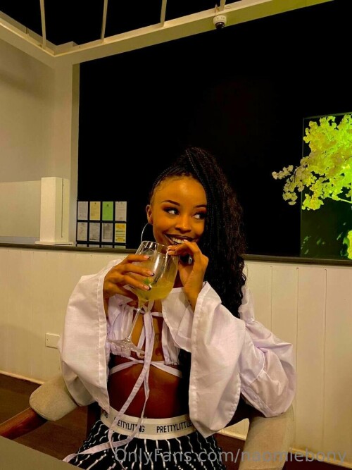 naomiebony / 𝑯𝒐𝒕 𝑴𝒐𝒄𝒉𝒂 𝑵𝒂𝒐𝒎𝒊 Nude Leaked Onlyfans Photo naomiebony / 𝑯𝒐𝒕 𝑴𝒐𝒄𝒉𝒂 𝑵𝒂𝒐𝒎𝒊 Nude Leaked Onlyfans Photo
