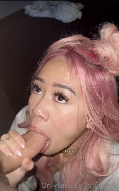 tinyyyk (aka kaylakipp) Nude Leaked Onlyfans Photo tinyyyk (aka kaylakipp) Nude Leaked Onlyfans Photo
