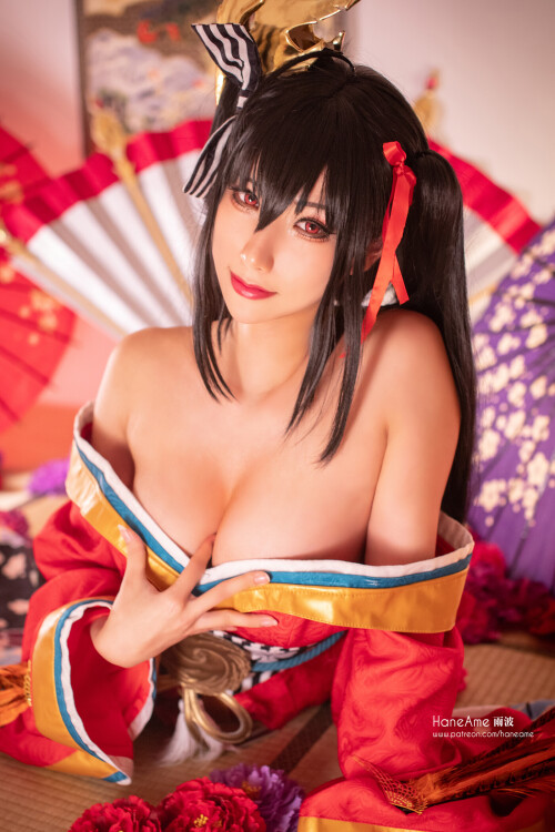 AzurLane_Taihou_official_kimono_cosplay_HaneAme_-1162350036004c9408.md.jpg