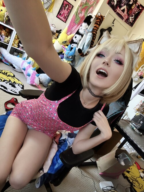 KQ-Kawaii_Queentsun - Emily Something Nude Leaked Onlyfans Photo KQ-Kawaii_Queentsun - Emily Something Nude Leaked Onlyfans Photo