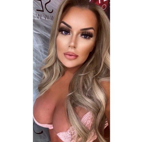 AprilxGLA Nude Leaked Onlyfans Photo AprilxGLA Nude Leaked Onlyfans Photo