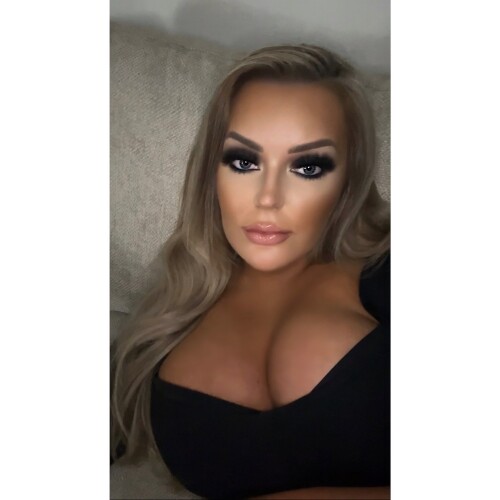 AprilxGLA Nude Leaked Onlyfans Photo AprilxGLA Nude Leaked Onlyfans Photo