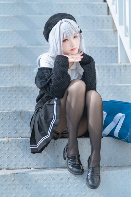 FxSI5DOaUAEtgOaefee1c2bc6b0630d.md.jpg