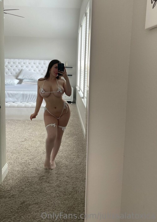 Julissa - julissalatoxica Nude Leaked Onlyfans Photo Julissa - julissalatoxica Nude Leaked Onlyfans Photo