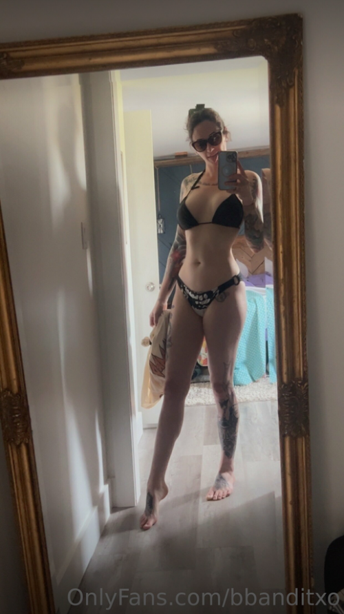 bbanditxo / Badlandbandit Nude Leaked Onlyfans Photo bbanditxo / Badlandbandit Nude Leaked Onlyfans Photo