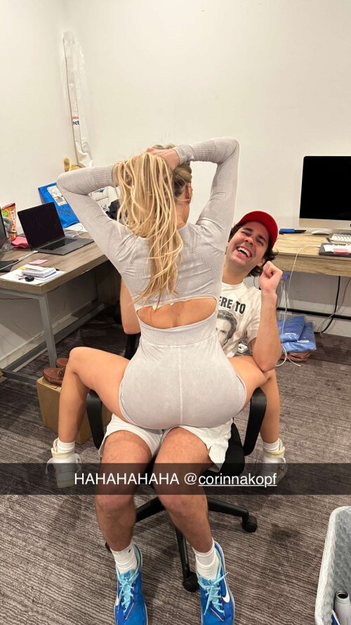 daviddobrik-2023-08-26T06-56-16a75f9be22892f401.md.jpg