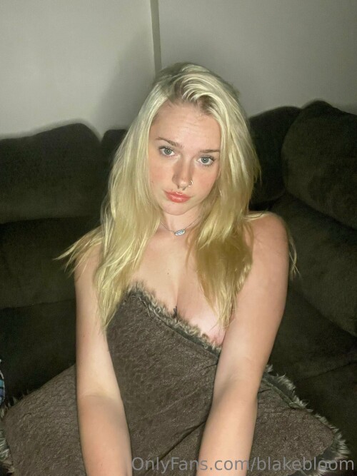 blakebloom Nude Leaked Onlyfans Photo blakebloom Nude Leaked Onlyfans Photo