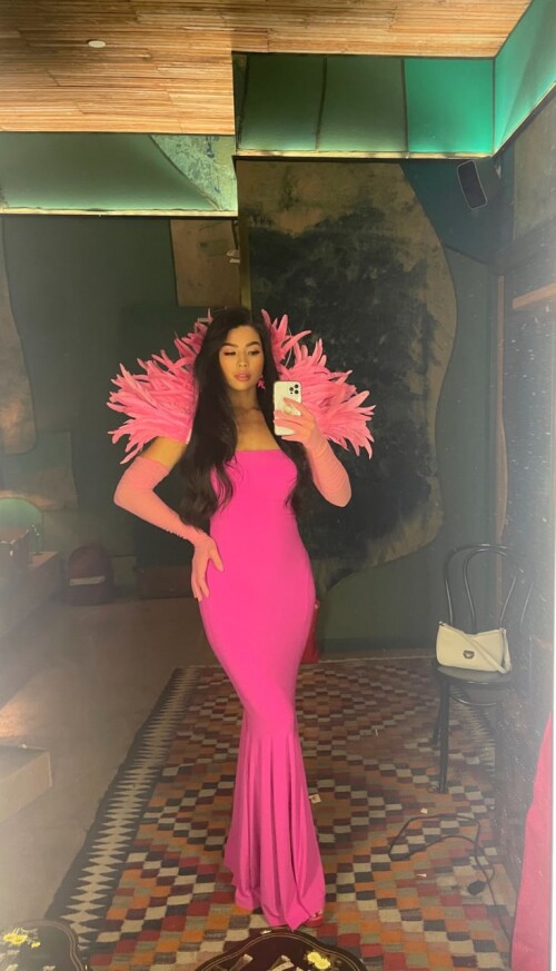 galaselfie1411d0285f70c3f2.md.jpg