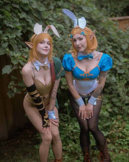 me-rose-link-and-zelda-bunnysuit-88f14ebeaacb9b2b9.jpg