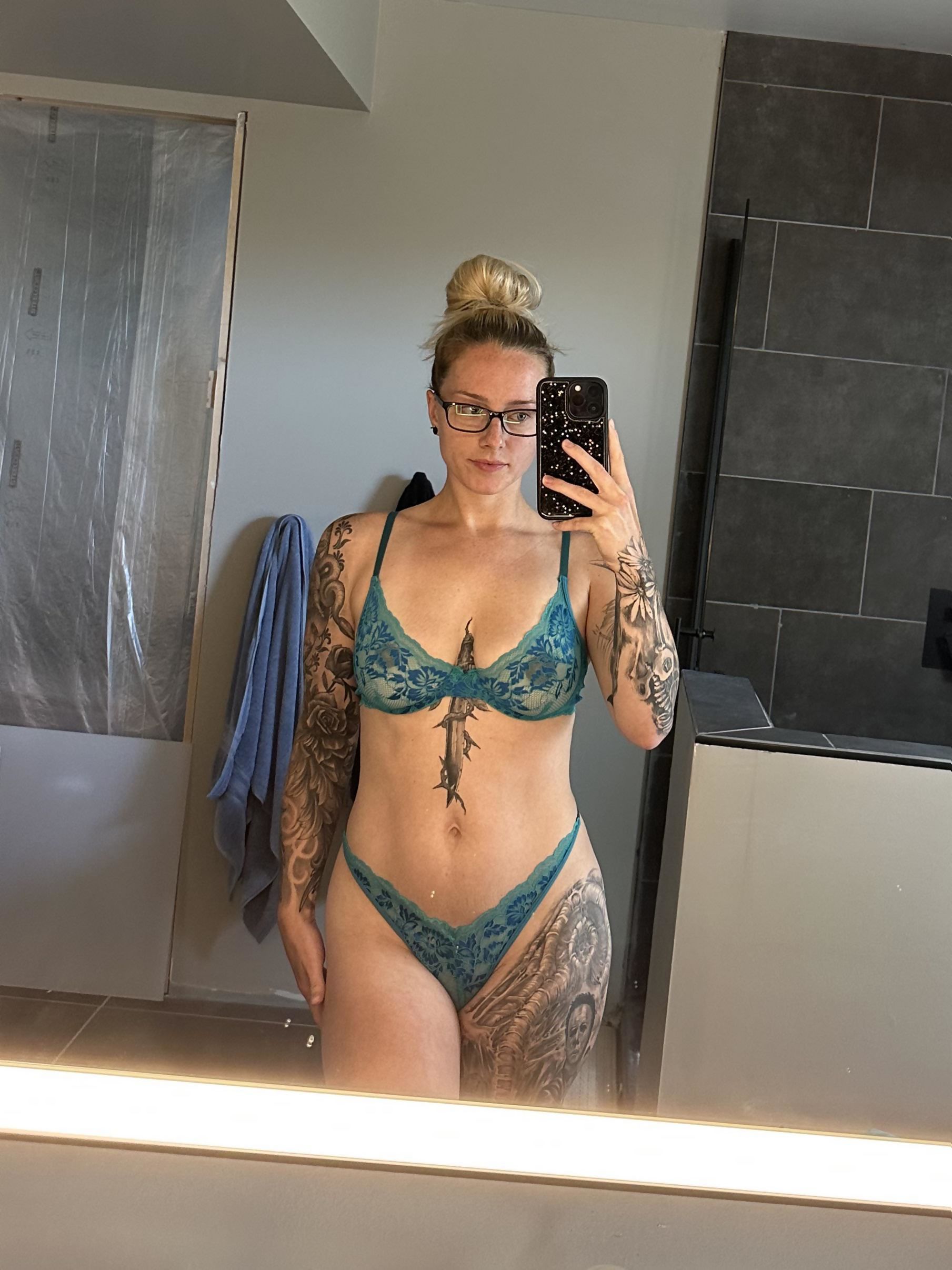 onlyfans-love-this-tiny-lingerie-set-ZjlOFl22b545b9a26c1ede.jpg