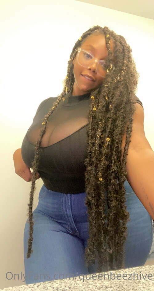 Queenbeezhive / Honeybaebee Nude Leaked Onlyfans Photo