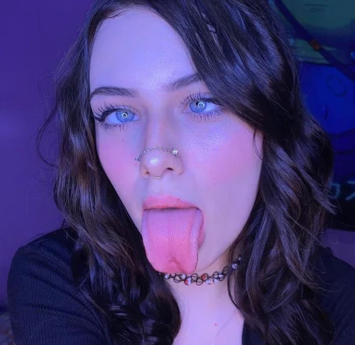 sexy-tongue-out-v0-ehe83bqy3om813bce1ca92aa35004.webp