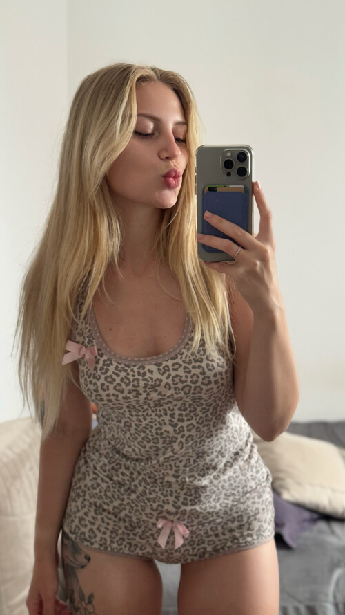 Fox & Yuliya / FOX Hobby Nude Leaked Onlyfans Photo Fox & Yuliya / FOX Hobby Nude Leaked Onlyfans Photo