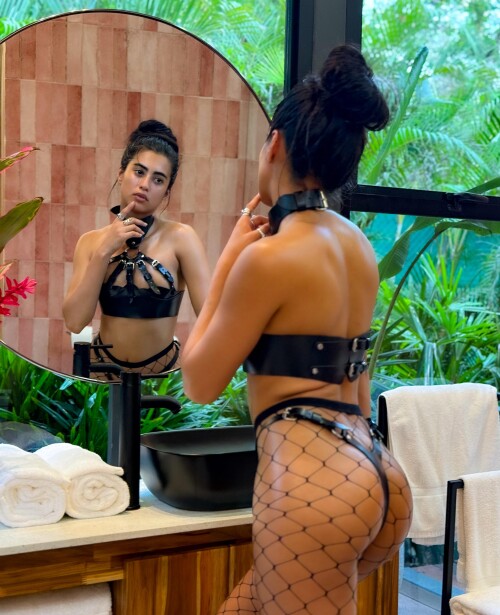 Kathycr Nude Leaked Onlyfans Photo Kathycr Nude Leaked Onlyfans Photo