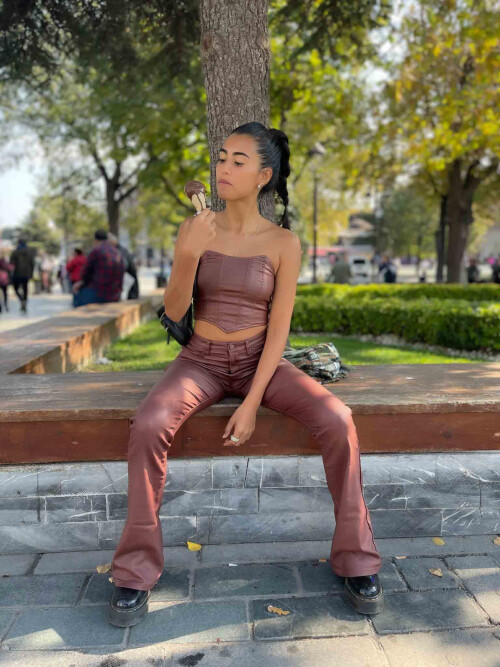 Kathycr Nude Leaked Onlyfans Photo Kathycr Nude Leaked Onlyfans Photo