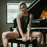 01_kayottie---Black-Keys18653ddbcd5d4391