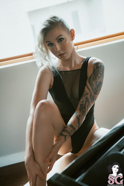 04_kayottie---Black-Keys906bb09b9ac91a68.jpg