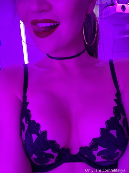 Alya Yakubova @Alitaliya__ Nude Leaked Onlyfans Photo Alya Yakubova @Alitaliya__ Nude Leaked Onlyfans Photo