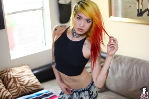 mahnee / suicide_mahnee Nude Leaked Onlyfans Photo