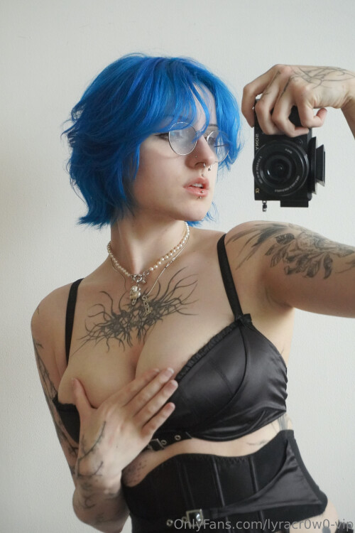 Lyra Crow | lyracr0w0 Nude Leaked Onlyfans Photo Lyra Crow | lyracr0w0 Nude Leaked Onlyfans Photo